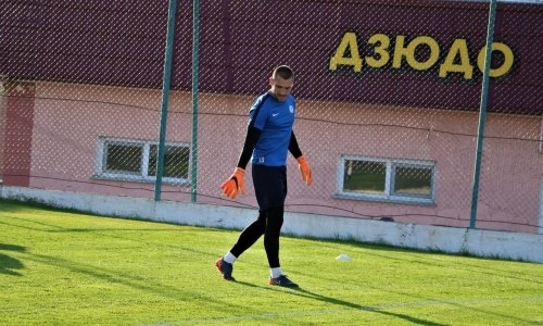 Фоторепортаж с тренировки «Иртыша» в Шымкенте
