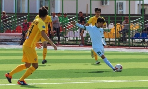 Фоторепортаж с матча Второй лиги «Атырау М» — «Кайрат М» 1:3