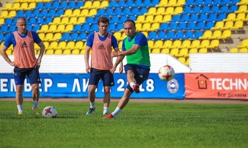 Фоторепортаж с предыгровой тренировки «Жетысу» в Уральске