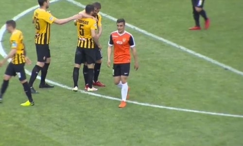 Видео гола Суюмбаева матча Премьер-Лиги «Кайрат» — «Шахтер»