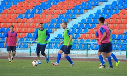 Фоторепортаж с тренировки «Тараза»