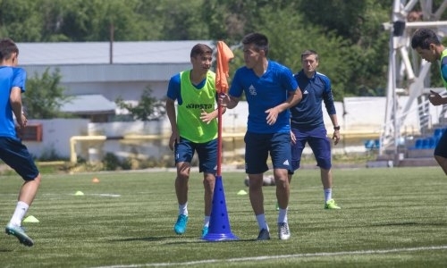 Фоторепортаж с предыгровой тренировки «Жетысу Б»