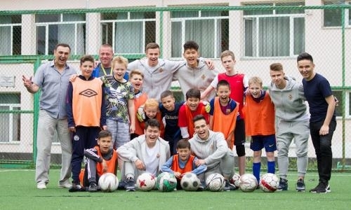 Игроки «Кайрата» встретились со школьниками