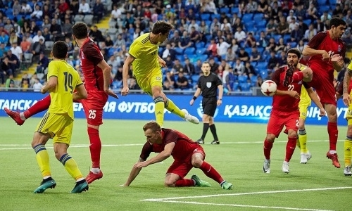 Четыре футболиста провели свои юбилейные матчи за сборную Казахстана