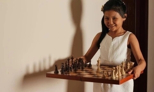 Сексуальный маньяк преследует переехавшую в Россию казахстанскую шахматистку