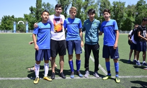 Футболисты сборной Казахстана рассказали о мечте поиграть за топ-клубы Европы и о самых запоминающихся голах в карьере