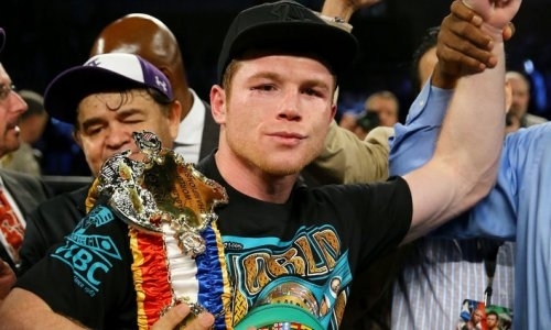 Соперника Головкина «Канело» лишили пояса и выкинули из рейтинга The Ring