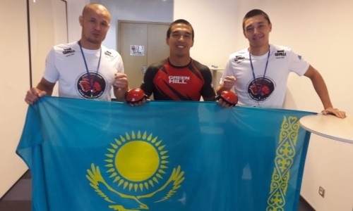 Казахстанские бойцы ММА завоевали медали на чемпионате Европы