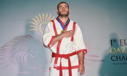 Лучшего палуана қазақ күресі из Европы определили в Батуми