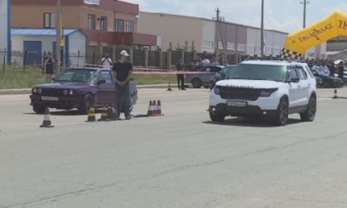 Лучшие автопилоты Казахстана испытали силы в дрэг-рейсинге