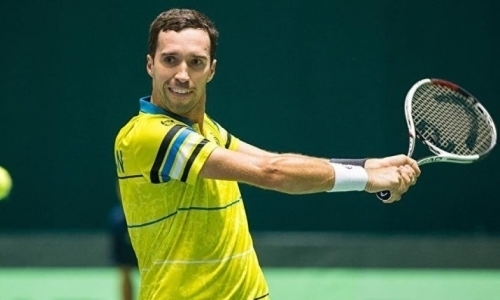 Кукушкин вышел в четвертьфинал турнира в Истбурне