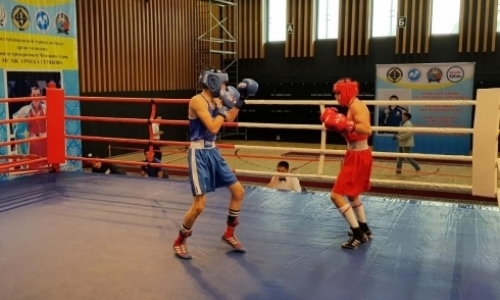 В Караганде проходит Республиканский турнир памяти трехкратного чемпиона Азии