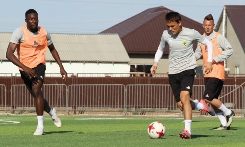 Фоторепортаж с предыгровой тренировки «Тобола»