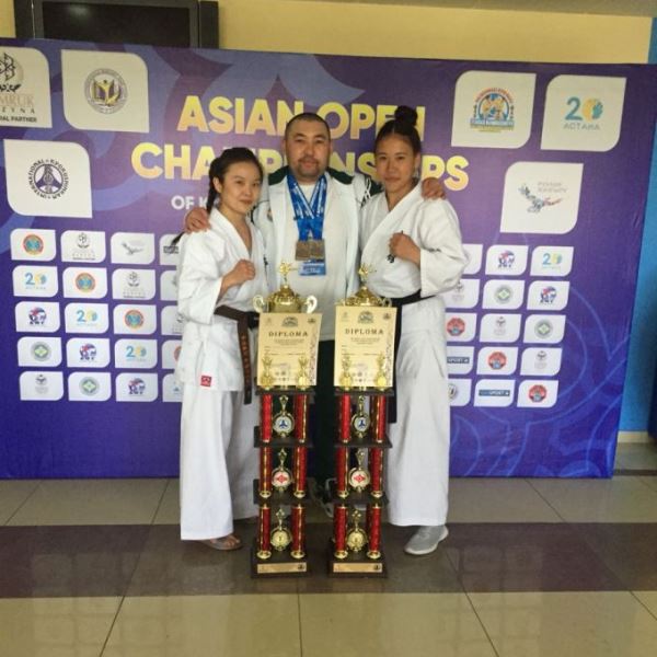 Акмолинские каратистки стали чемпионками Азии