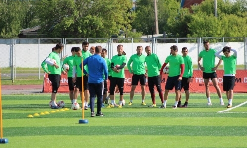 Фоторепортаж с тренировки «Кызыл-Жара СК»