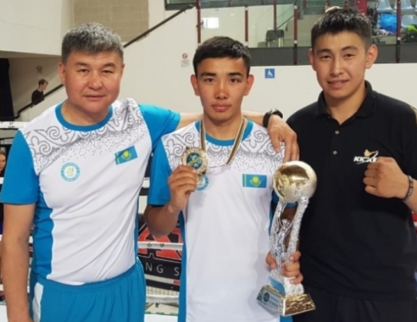 В Семее встретили победителя Кубка мира по кикбоксингу