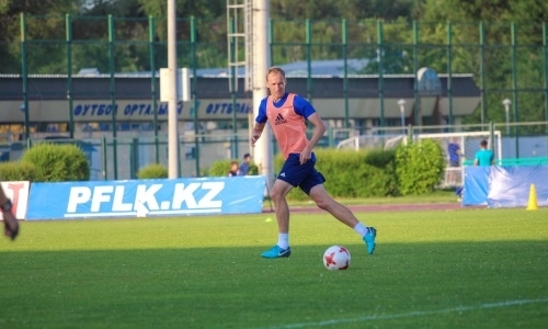 Фоторепортаж с вечерней тренировки «Жетысу»