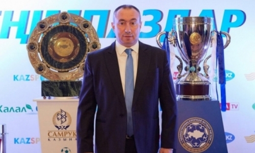 «Так я и из Казахстана могу „Левски“ тренировать». Стоилов резко прошелся по болгарскому футболу