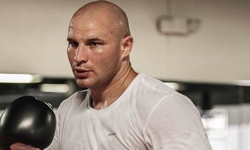 Казахстанский супертяж раскрыл грандиозные планы о боях с Джошуа и Уайлдером