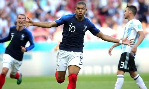 Какие ставки могут сделать казахстанцы на четвертьфинал ЧМ-2018 Уругвай — Франция