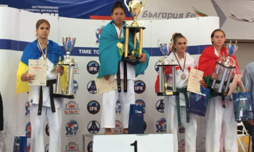 Акмолинская каратистка выиграла «золото» международного турнира в Болгарии
