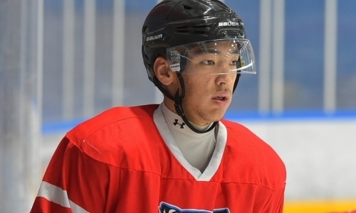 «Снежные Барсы» заключили пробный контракт с нападающим