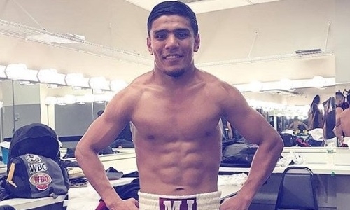 Узбекский обидчик Ералиева на ОИ-2016 одержал третью победу в профи