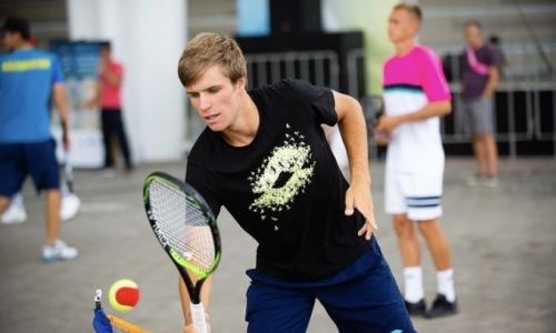 Казахстанские теннисисты провели мастер-класс в Астане