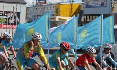 В Уральске стартовал 20-дневный велопробег