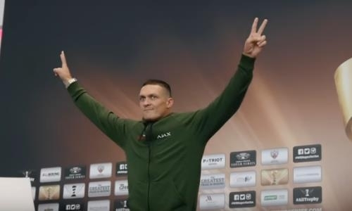 Чемпион мира устроил демарш на открытой тренировке перед боем с подопечным тренера Головкина