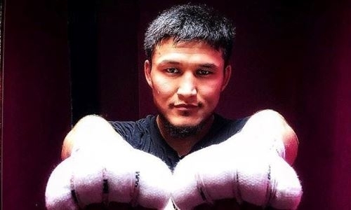 «Просто пытался выжить». Известное СМИ оценило избиение американца казахстанским боксером