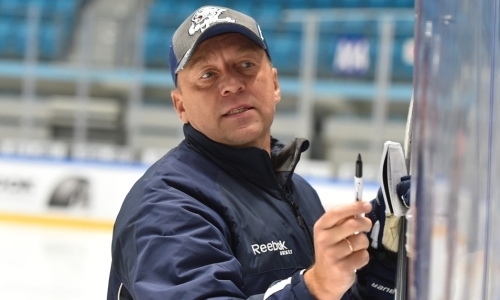 Наставник «Барыса» рассказал о подготовке к новому сезону, условиях работы в Астане и возможных усилениях состава