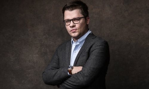 Гарика Харламова раскритиковали за скорбный пост в честь Дениса Тена