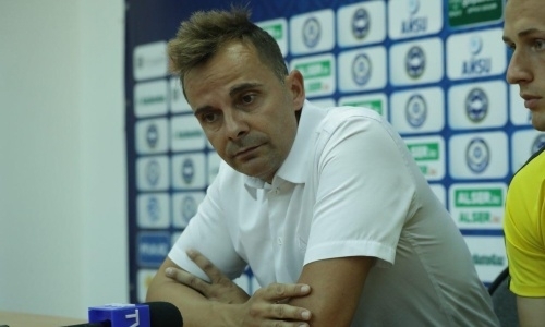 «Пенальти не было». Наставник «Кайрата» объяснил поражение от «Ордабасы»