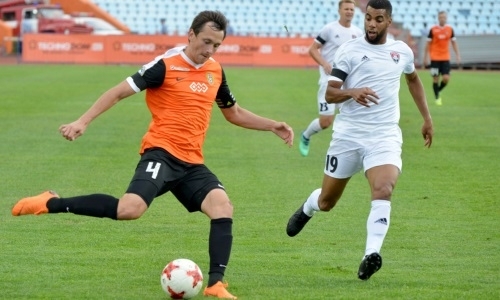 Габышев впервые в чемпионате вывел «Шахтёр» с капитанской повязкой