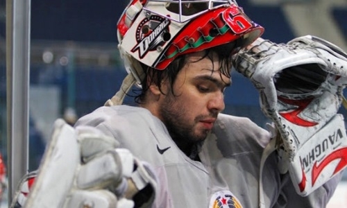 Экс-вратарь сборной Беларуси, покинувший «Бейбарыс», отправился на просмотр в «Металлург»