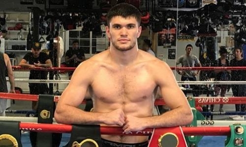 «На пути к мечте!» Казахстанский нокаутер сделал фото с Головкиным и его поясами в Big Bear