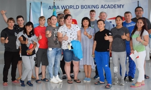 На базе Всемирной Академии Бокса состоялся антидопинговый семинар для женской сборной Казахстана по тяжелой атлетике