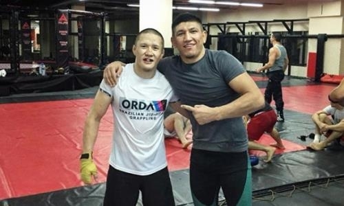 Хамитов встретился с Жумагуловым на тренировке в Алматы