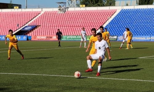 Фоторепортаж с матча Второй лиги «Иртыш М» — «Кайрат М» 1:2