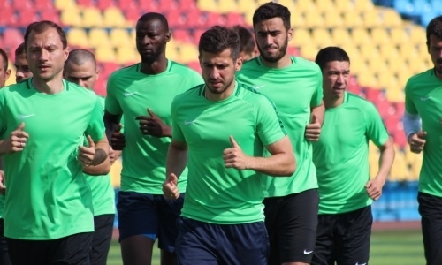 Фоторепортаж с тренировки «Кызыл-Жара СК»