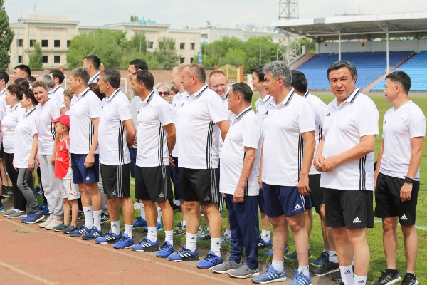 КФФ и ПФЛК массовым забегом поддержали казахстанские клубы и поздравили с 20-летием Астану