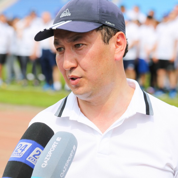 КФФ и ПФЛК массовым забегом поддержали казахстанские клубы и поздравили с 20-летием Астану