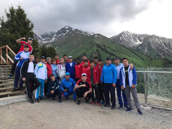 Боксеры Казахстана, Ирана и Индии провели совместный тренировочный лагерь