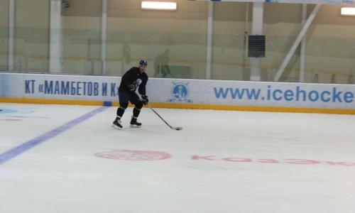 Фото с первой тренировки «Кулагера» на льду