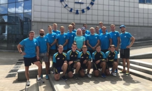 Сборная Казахстана по конькобежному спорту начала тренировки в Минске