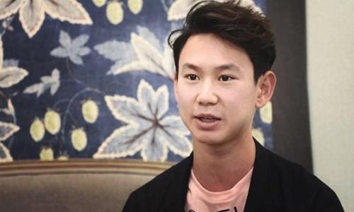 Аким Алматы объяснил, как планируется увековечить память Дениса Тена