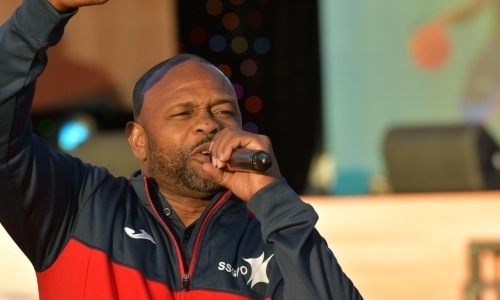 Великий Рой Джонс «зажег» целый стадион в Казахстане