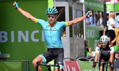 «Для меня это особенное чувство». Гонщик «Астаны» — о победе на этапе «БинкБанк Тура»