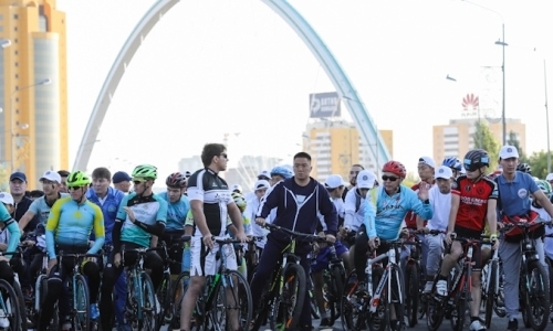 Велосипеды подарили участникам пробега в Астане